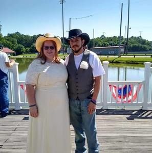 Meet your Posher, Lucinda